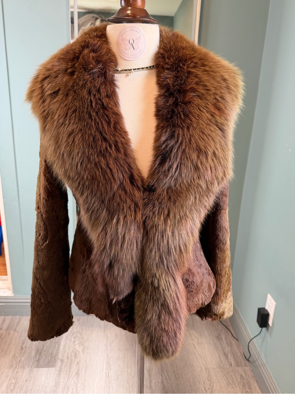 Vintage Brown Fur Jacket Huge Fox Fur Collar Y2K Mob Wife XS